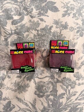 NeeDoh Nice Cube Squishy Toy - pink & Purple (Set of 2)